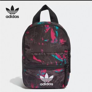 Adidas mini bag
